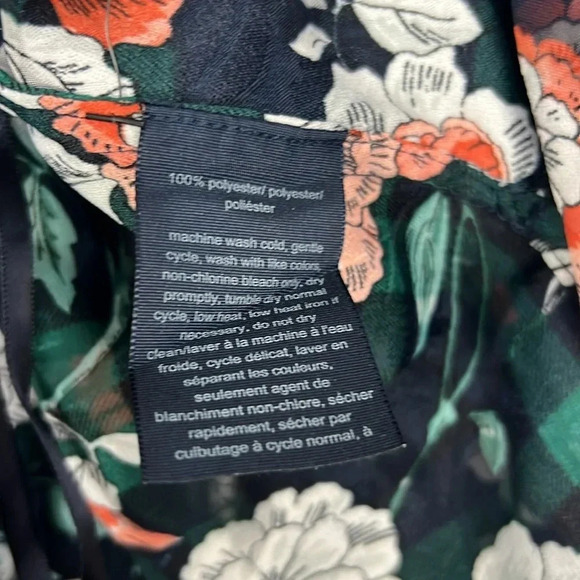 Tommy Hilfiger NEW Women’s XL Urban Folklore Floral V-Neck Semi-sheer Blouse - Picture 9 of 10